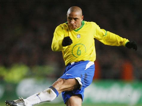 roberto carlos height and weight